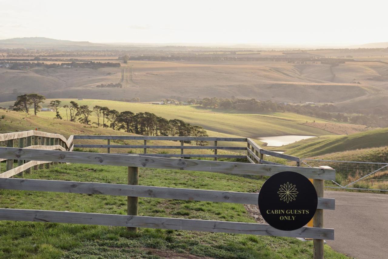 Marnong Estate Hotel Craigieburn Exterior photo